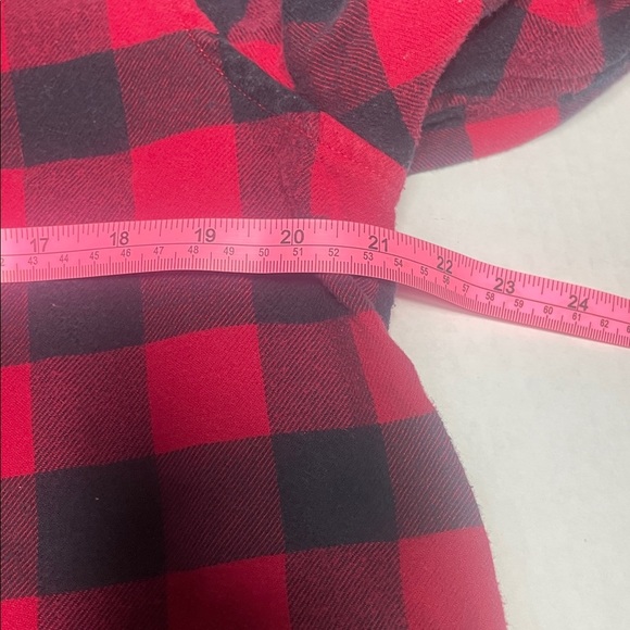 Lands End Women’s Red Black Plaid Flannel Button Down Shirt Size 16P - Picture 6 of 8
